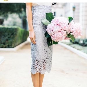 Rachel Parcell lace silver skirt